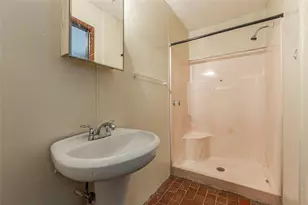 4924 Ave P 1/2, Galveston, TX 77551 - Photo 31