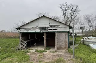 2739 Oyster Creek Bend, Freeport, TX 77541 - Photo 11