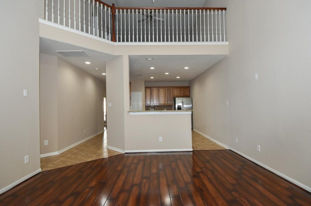 8811 Silent Willow Ln, Sugar Land TX  77479-5482 exterior