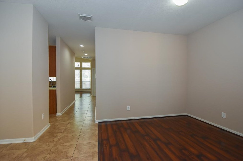 8811 Silent Willow Ln, Sugar Land TX  77479-5482 exterior