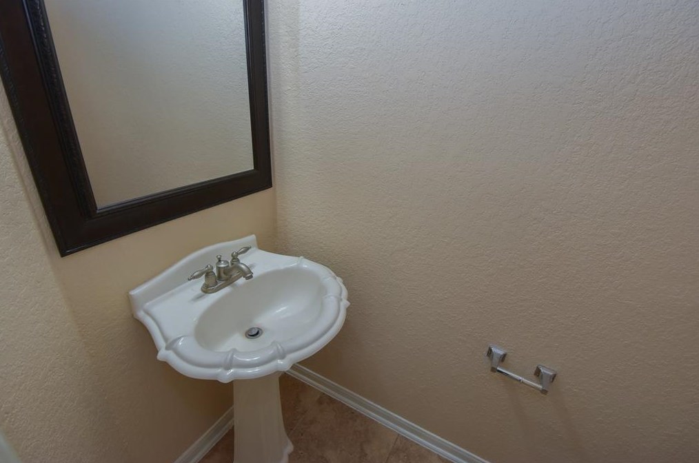 8811 Silent Willow Ln, Sugar Land TX  77479-5482 exterior