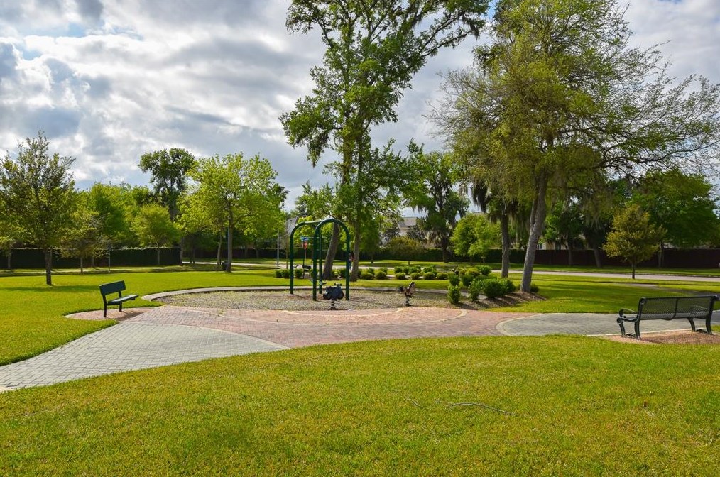8811 Silent Willow Ln, Sugar Land TX  77479-5482 exterior