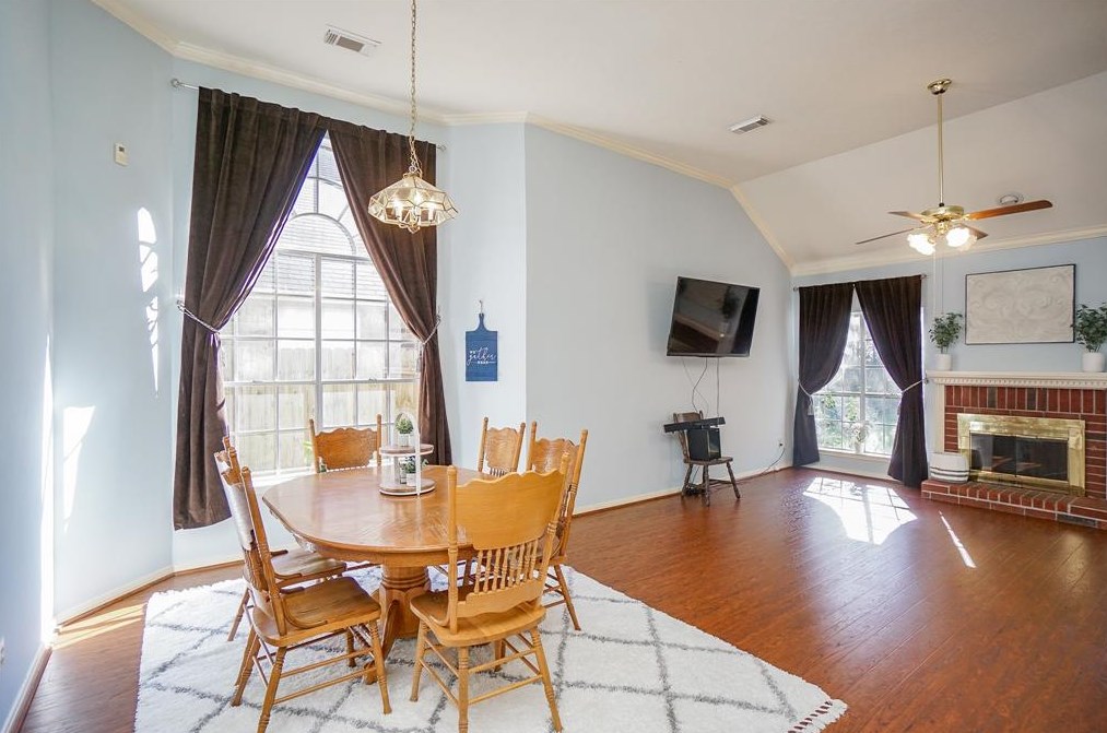 16023 Gladebrook Gln Ln, Houston TX 77095-2530 exterior