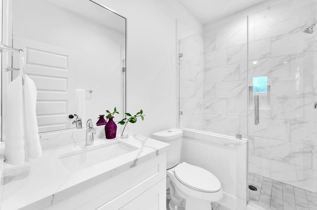 6906 Sidney St, Houston TX  77021-4910 exterior