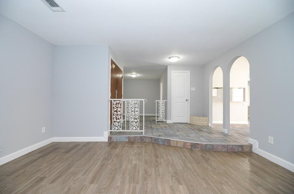 11310 Sagehill Dr, Houston TX  77089-4634 exterior