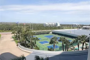 1401 E Beach Dr, Galveston, TX 77550 - Photo 49