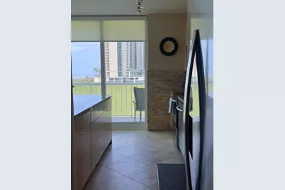 1401 E Beach Drive #215, Galveston, TX 77550 - Photo 25