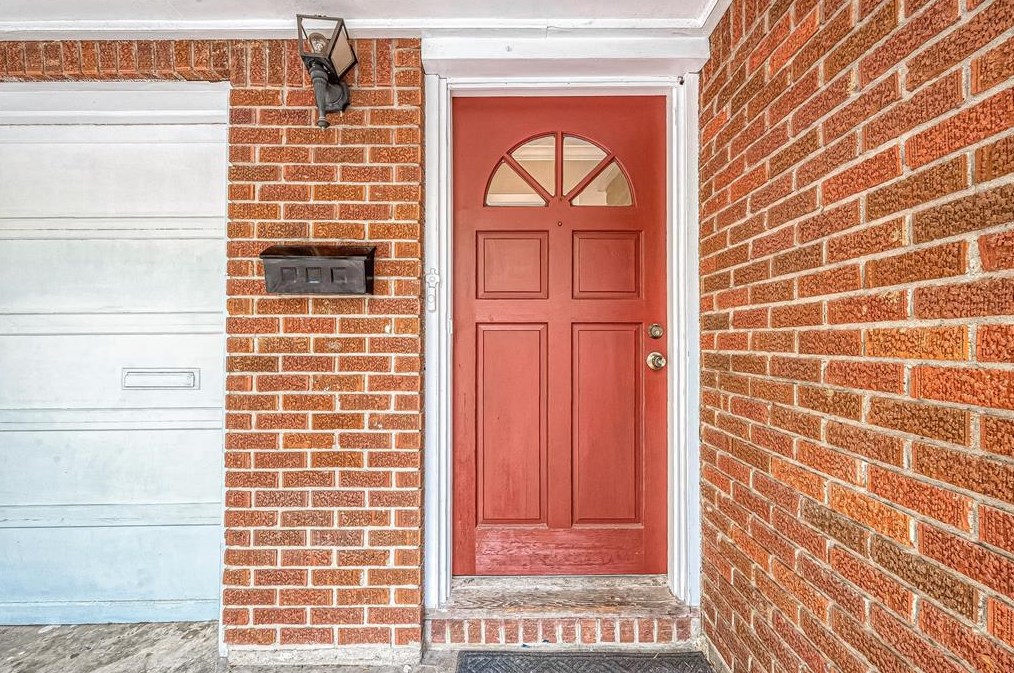 7938 Hammerly Blvd, Houston TX  77055-1507 exterior