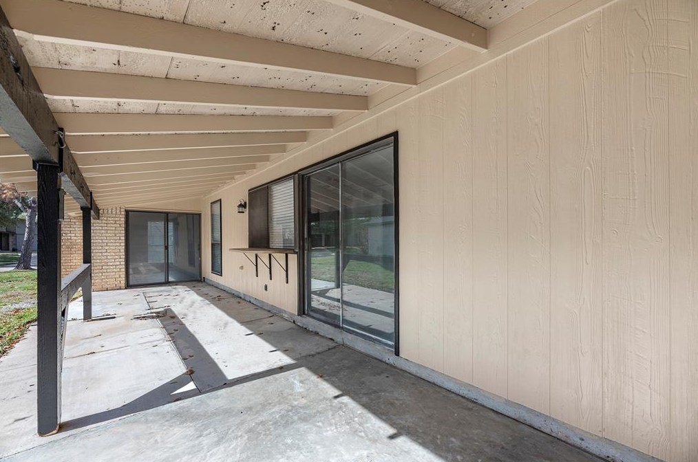 7307 Loma Alta Dr, Houston TX 77083-4242 exterior