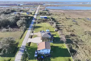 1322 Bahama Ln, Port Bolivar, TX 77650 - Photo 31