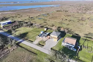 1322 Bahama Ln, Port Bolivar, TX 77650 - Photo 29