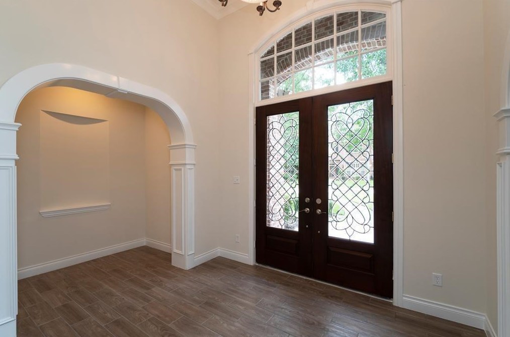 22 Champion Villa Dr, Houston TX  77069-1421 exterior