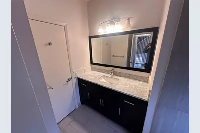 4004 Montrose Boulevard #38B, Houston, TX 77006 - Photo 7