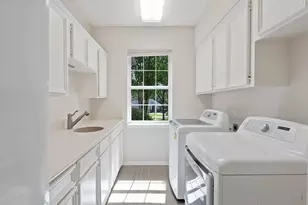 110 Canterbury Green Dr, Conroe, TX 77356 - Photo 21