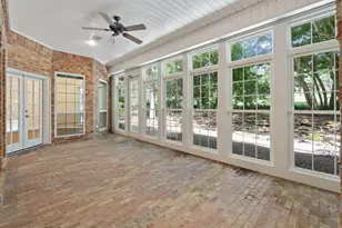 110 Canterbury Green Dr, Conroe, TX 77356 - Photo 37