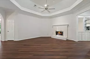 110 Canterbury Green Dr, Conroe, TX 77356 - Photo 11