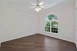 110 Canterbury Green Dr, Conroe, TX 77356 - Photo 33