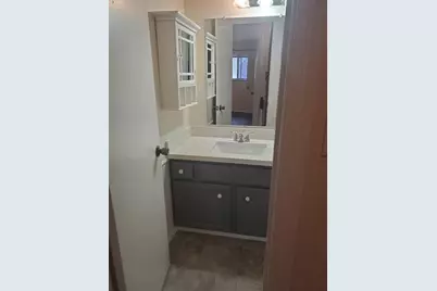 204 Banyan Street, Lake Jackson, TX 77566 - Photo 3