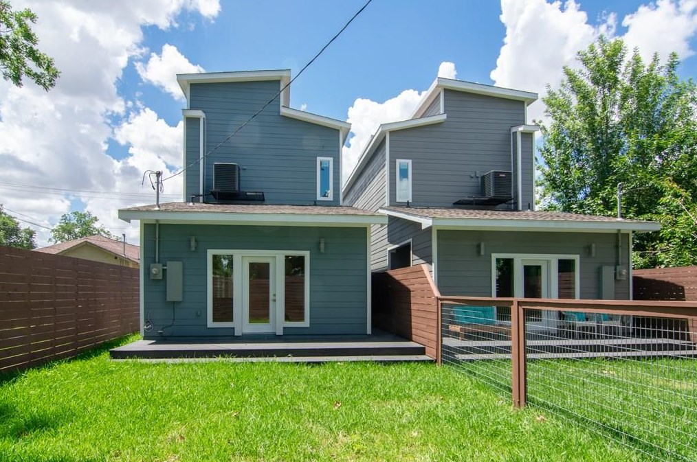 317-A 35th St, Houston TX  77018-6518 exterior