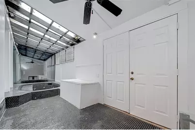 3300 Yorktown Street #14, Houston, TX 77056 - Photo 31