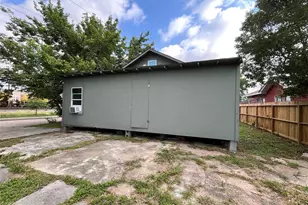 6602 Avenue R, Houston, TX 77011 - Photo 5