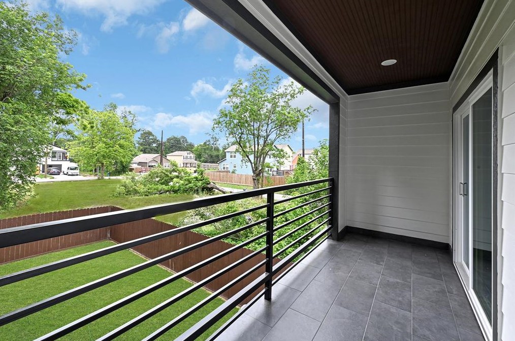 7904 Tower, Houston TX  exterior