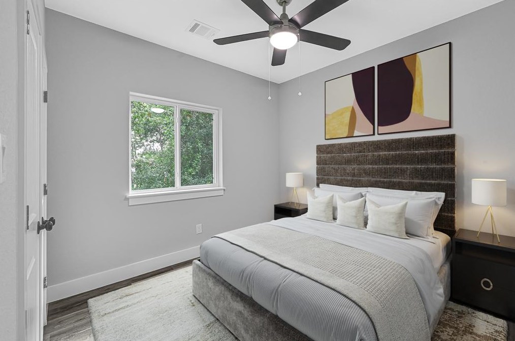 7904 Tower, Houston TX  exterior