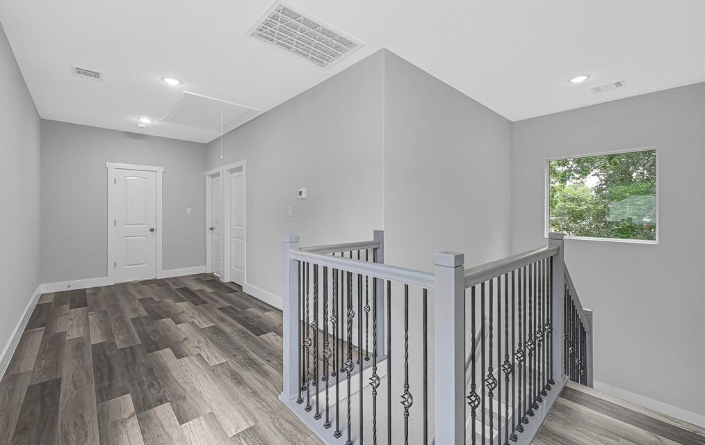 7904 Tower, Houston TX  exterior