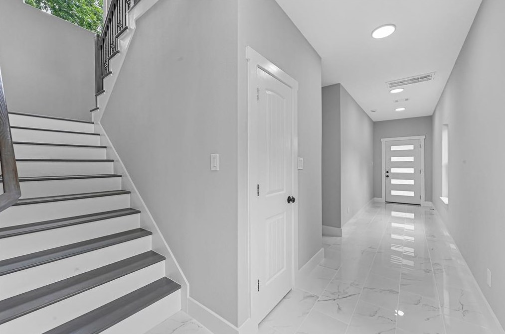 7904 Tower, Houston TX  exterior