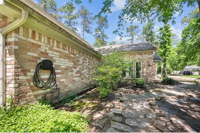 1 Green Blade Lane, The Woodlands, TX 77380 - Photo 11