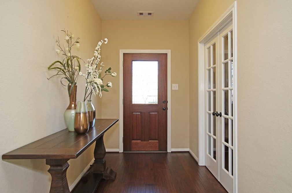 7 Tallgrass Ct, Spring TX  77389-4966 exterior