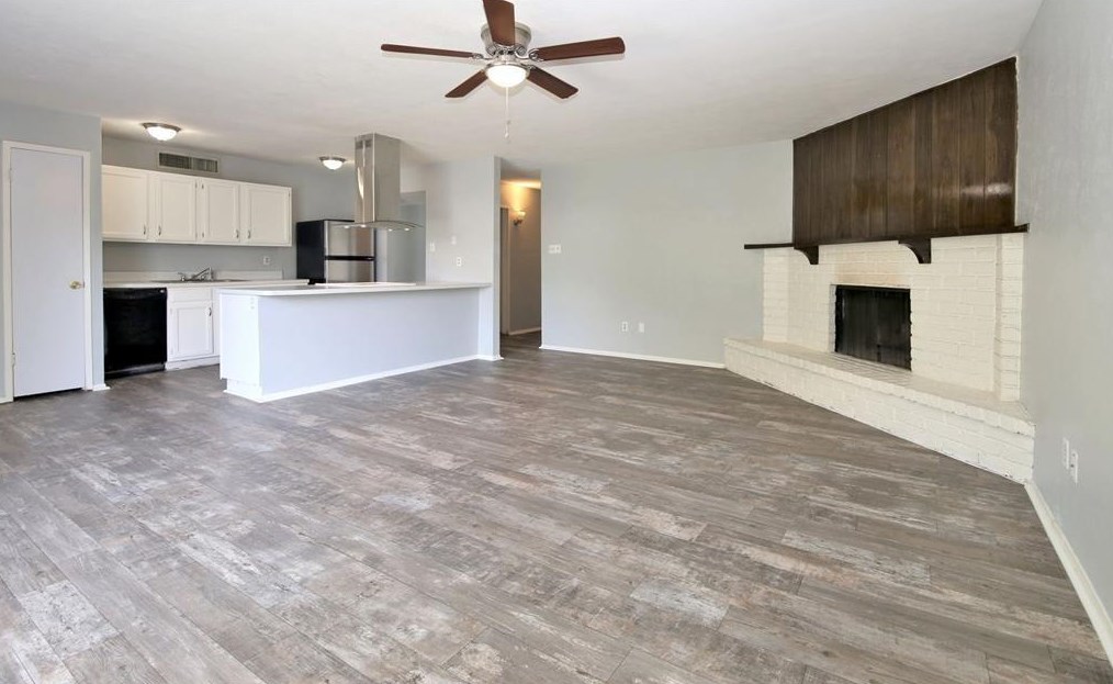4818 Court St, Houston TX  77053-0037 exterior