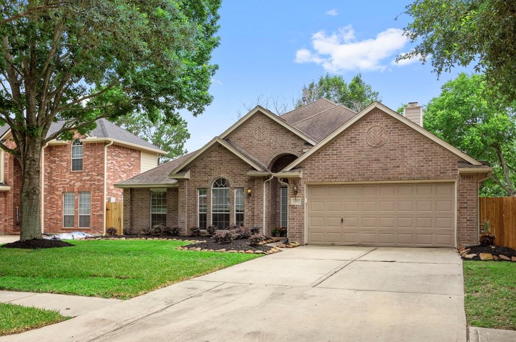 17307 Buffalo Pass Dr, Houston TX  77095-4918 exterior