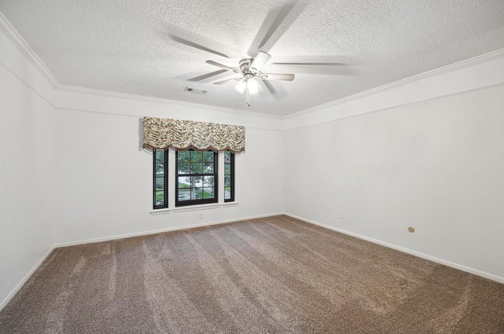 11915 Fawnview Dr, Houston TX  77070-3302 exterior