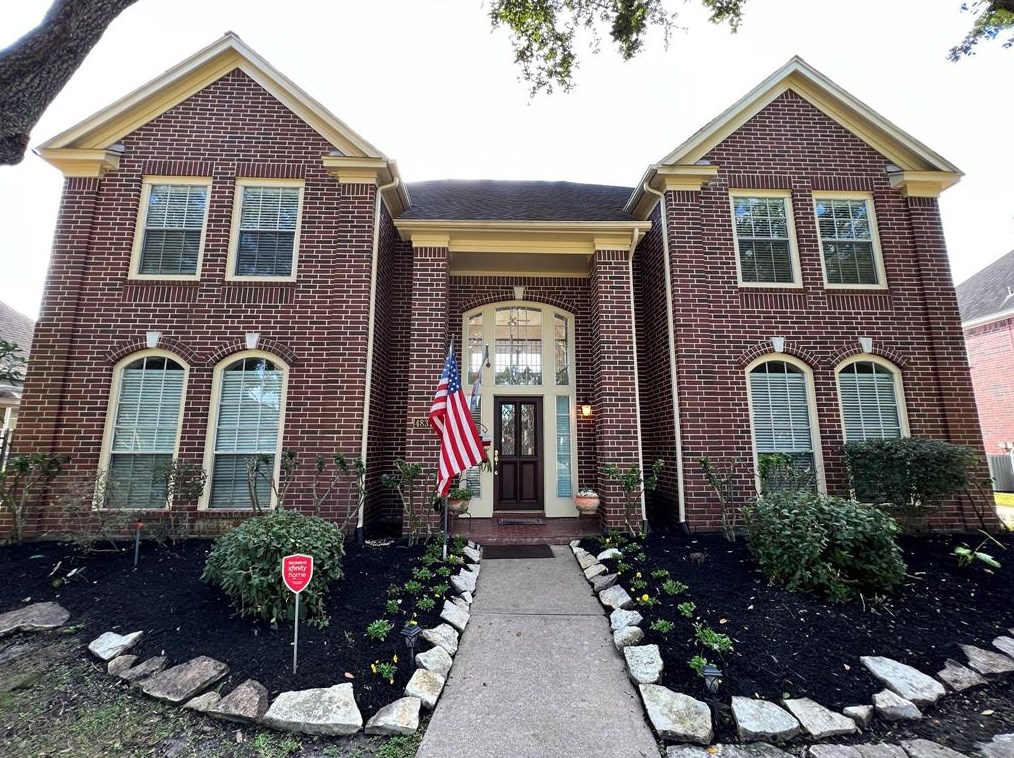 4831 Hillswick Dr, Sugar Land TX  77479-3932 exterior