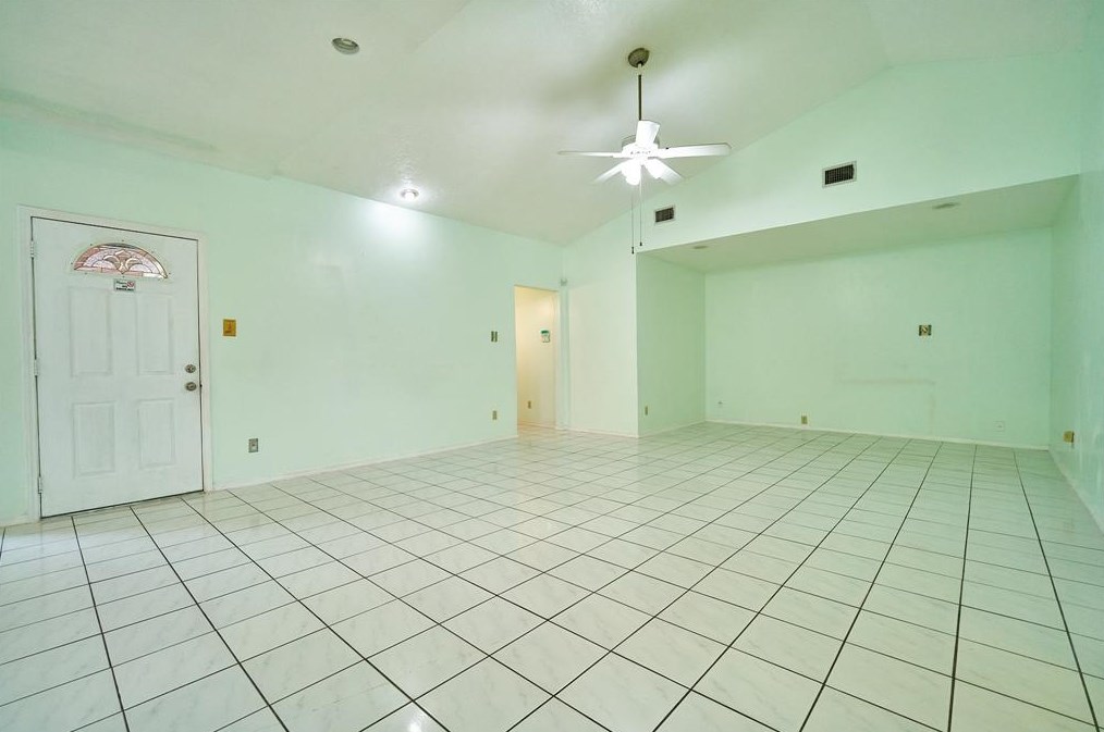 4522 Wildacres Dr, Houston TX  77072-1944 exterior
