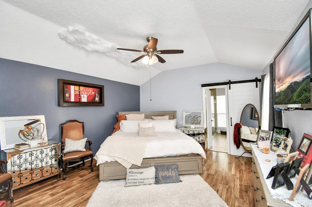 16022 Beechnut St, Houston TX  77096-1213 exterior