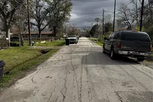 5419 Pardee St, Houston, TX 77026 - Photo 3