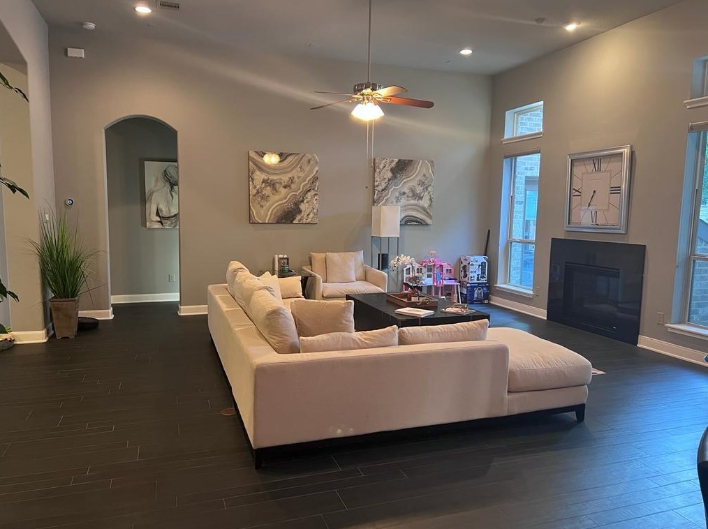 50 Cresta Bend Pl, Spring TX  77389-2030 exterior
