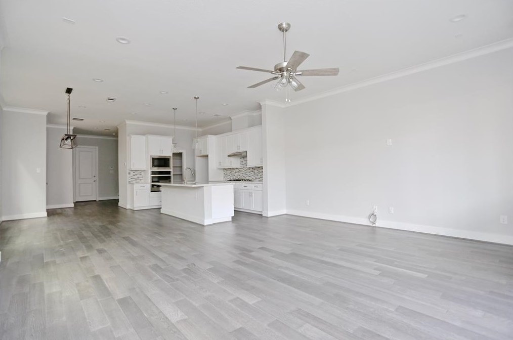 513 Bell St, Houston TX  77019-4474 exterior
