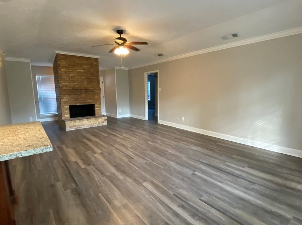 15122 Silverman St, Houston TX  77598-1810 exterior