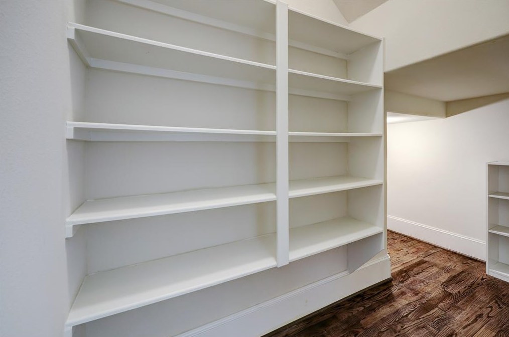 1713 Johnson St, Houston TX 77007-2916 exterior