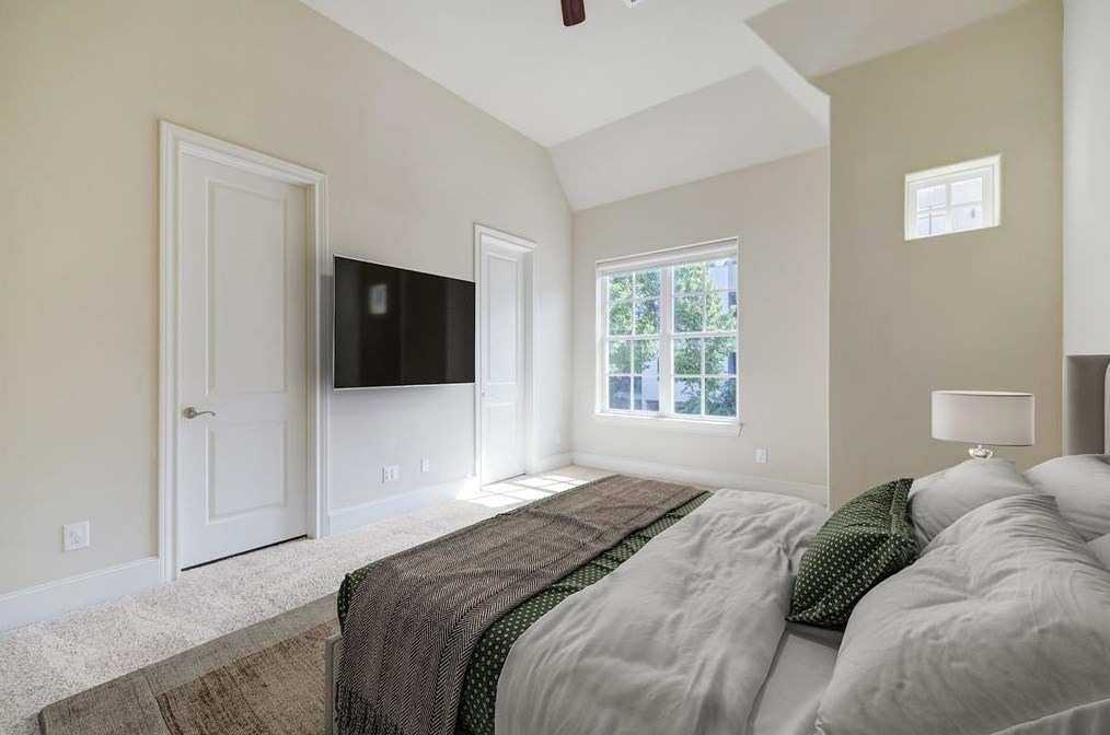 1713 Johnson St, Houston TX 77007-2916 exterior