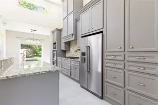 538 Magnolia Point Dr, Huffman, TX 77336 - Photo 9