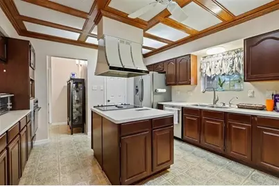 9011 Tavenor Ln, Houston, TX 77075 - Photo 3