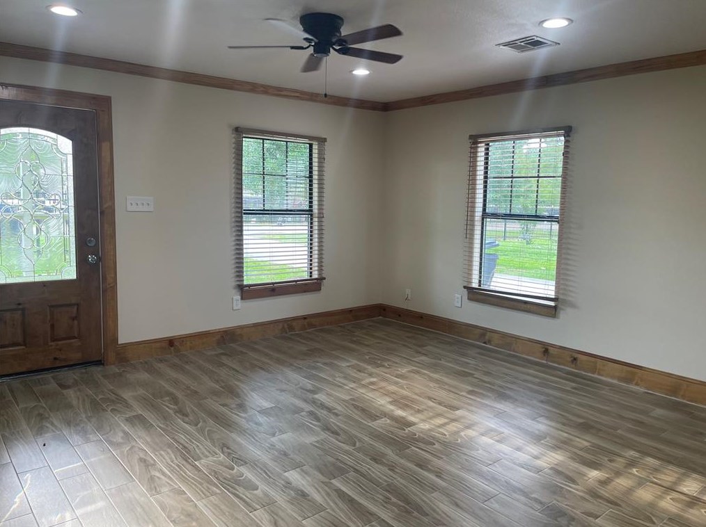 11724 Cardiff Rd, Houston TX  77076-1213 exterior