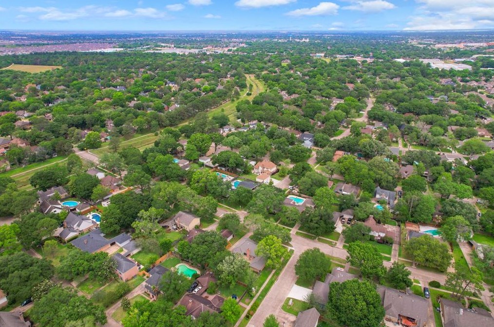 18103 Oakhampton Dr, Houston TX  77084-3260 exterior