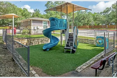 2401 E Oltorf St, Austin, TX 78741 - Photo 17