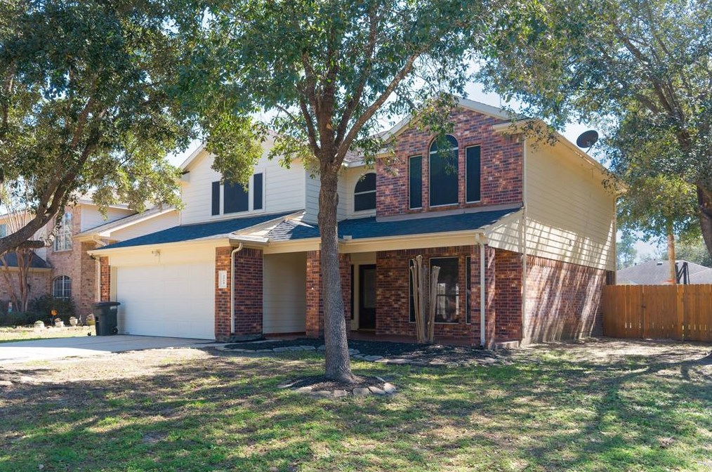 2514 Camden Park Dr, Conroe TX  77385-3006 exterior