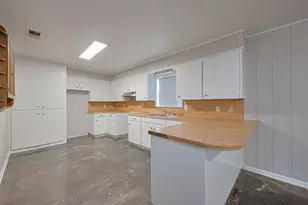 8017 Colorado St, Wharton, TX 77488 - Photo 13